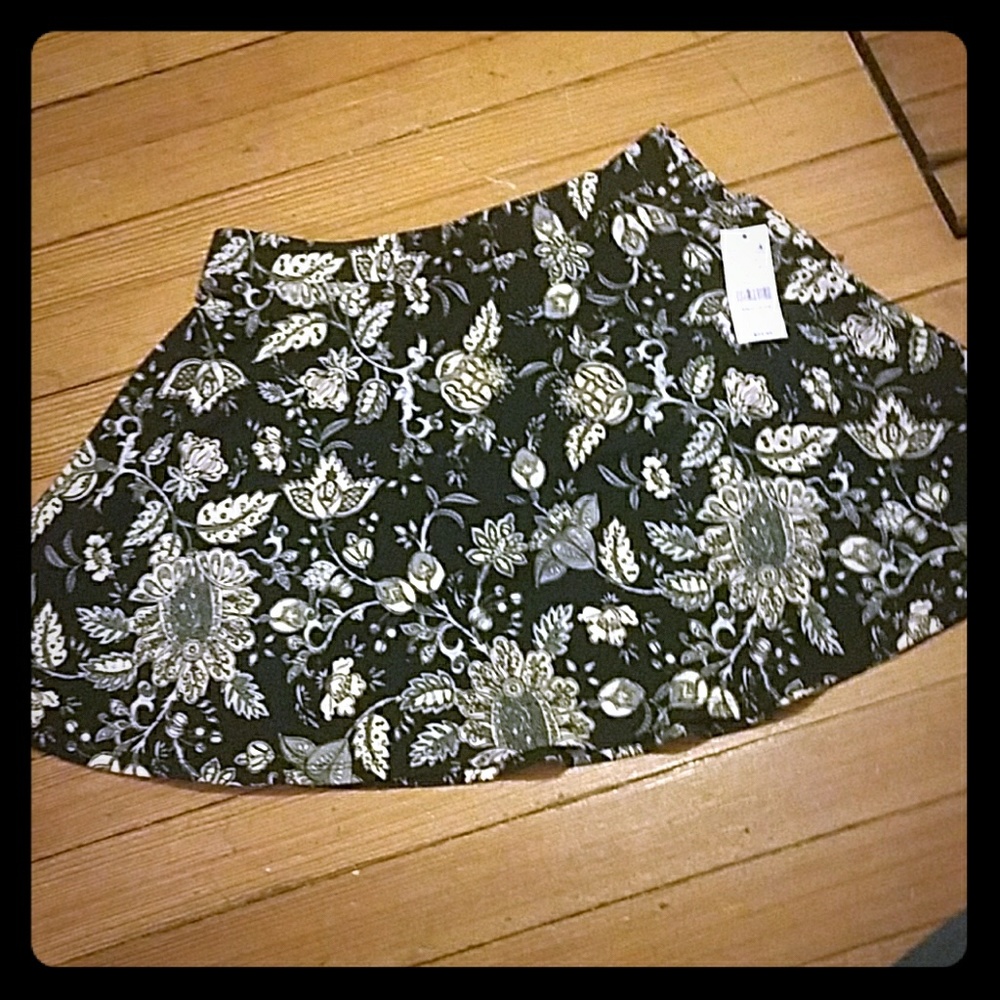 NWT Black Floral Skater Skirt